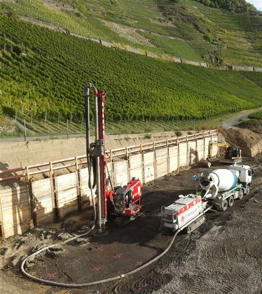 995f1039-18e7-414b-9373-75c2526790e8